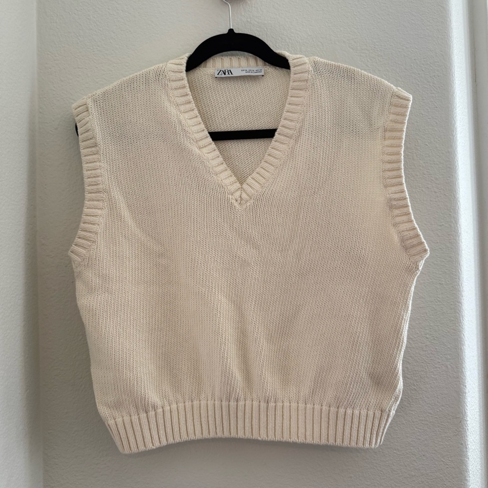 ZARA Cream V-Neck Sweater Vest Womens XL